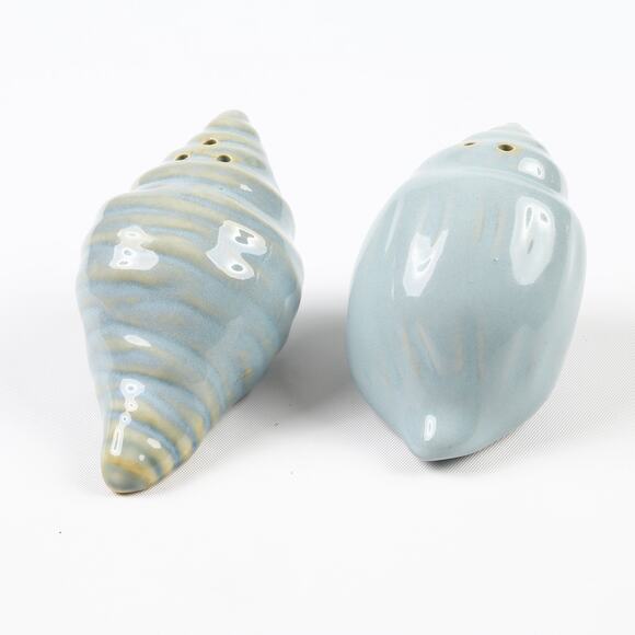 Pair of Ceramic Blue Shells Seashells Table Salt & Pepper Shakers & Stoppers - Picture 5 of 6